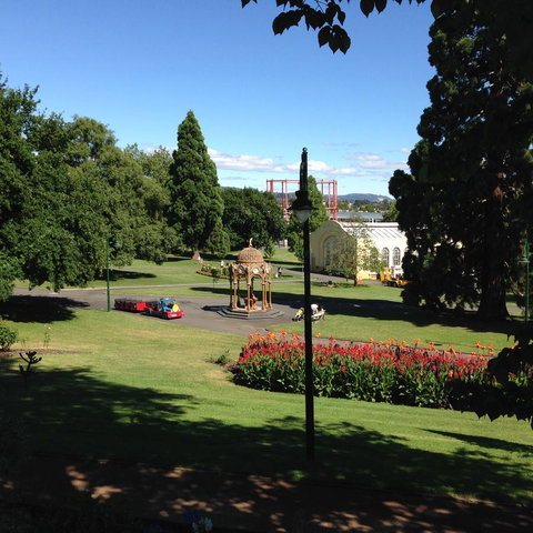 Commodore Regent - Stays Accommodation 15