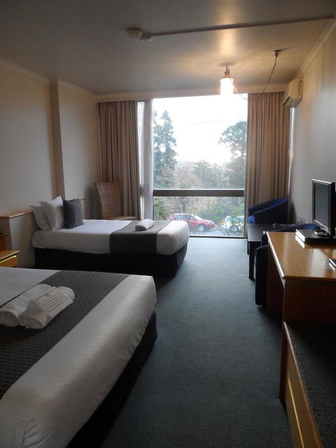 Commodore Regent - Stays Accommodation 16