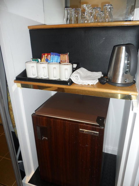 Commodore Regent - Stays Accommodation 18