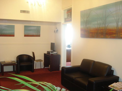 Commodore Regent - Stays Accommodation 33