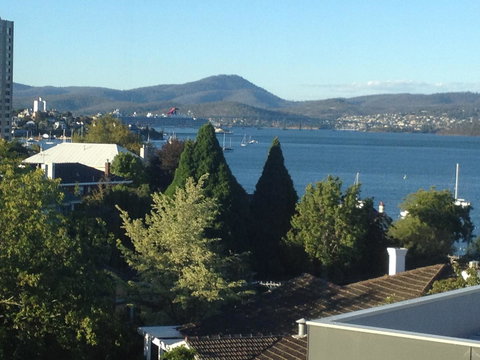 Reflections On The Bay - Stayed 9