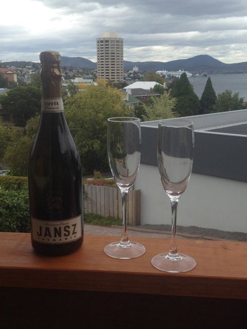 Reflections On The Bay - Stayed 4