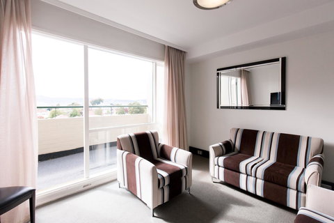 St Ives Apartments - Stayed 22