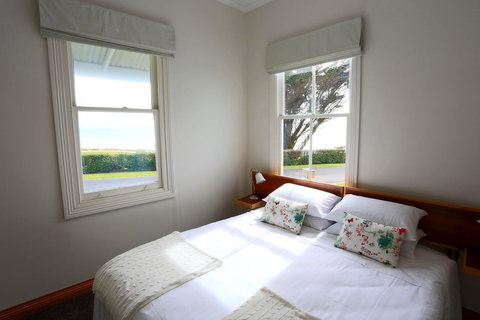 @ The Beach & Not Quite @ The Beach Holiday Cottages - Stanley - Stayed 10