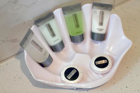 Swansea Cottages & Lodge Suites - Stayed 17