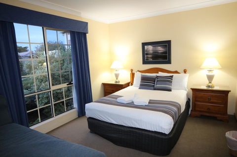 Swansea Cottages & Lodge Suites - Stayed 28