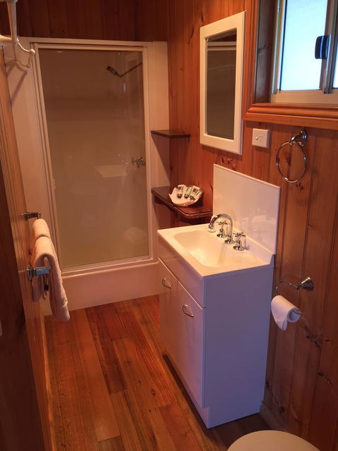 Swansea Cottages & Lodge Suites - Stayed 39