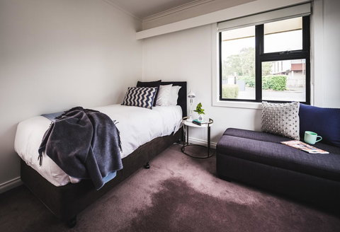 Russell House - Stayed 12