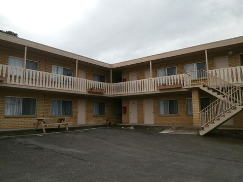 Aberdeen Court Apartments - Stayed 0