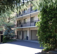 Grosvenor Court Apartments