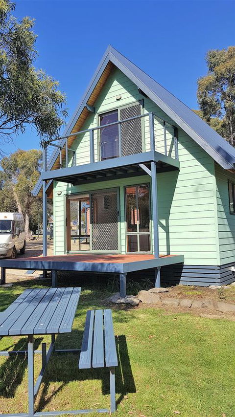 Four Seasons Waterfront Villas - Stayed 2