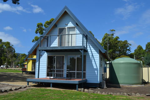 Four Seasons Waterfront Villas - Stayed 4