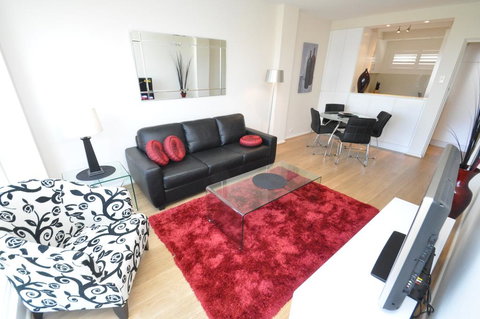 Neutral Bay Self-Contained Modern One-Bedroom Apartment (63BEN) - Stays Accommodation 0