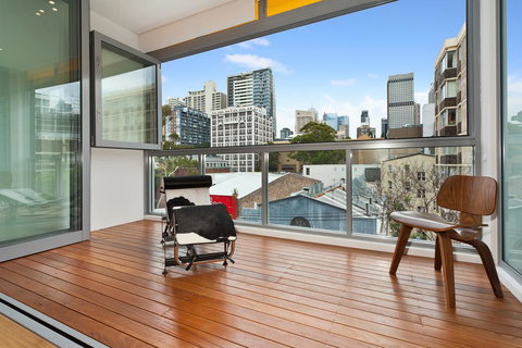 New York On Riley - Split-Level Executive 2BR Darlinghurst Apartment With A New York Feel - Stays Accommodation 0