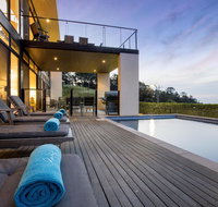 Newhaven Luxury family home with bay views large pool Jacuzzi tennis court playground