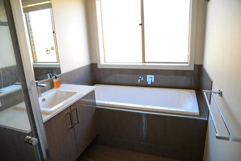 Newly Build House, Perfect For Families - Stays Accommodation 2