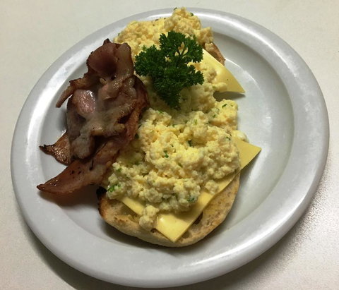 Nicholas Royal Motel - No Pets Allowed - Stayed 1