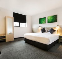 Nightcap at St Albans Hotel