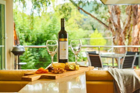 No.6 - Luxury Private Haven In The Heart Of Bright - Stayed 0