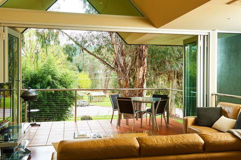 No.6 - Luxury Private Haven In The Heart Of Bright - Stayed 3