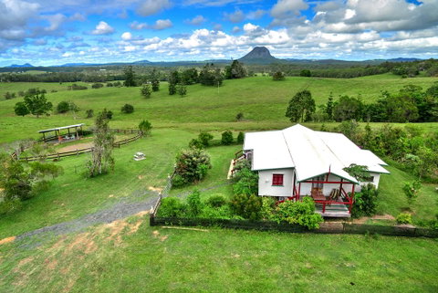 Noosa Avalon Farm Cottages - Stayed 1