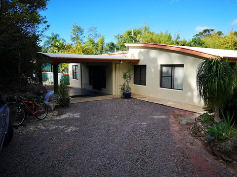 Noosa Edge Nudist Retreat - Stays Accommodation 1