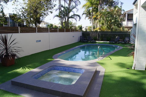 Noosa Parade Holiday Inn - Stayed 0