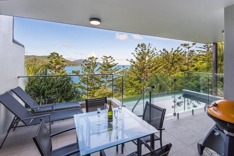Northcape 1 Ocean Front 4 Bedroom 4 Bathroom Pool Golf Buggy 2 Kitchens, BBQs - Stayed 0