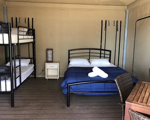 NRMA Lake Somerset Holiday Park - Stays Accommodation 2