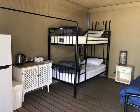 NRMA Lake Somerset Holiday Park - Stays Accommodation 1