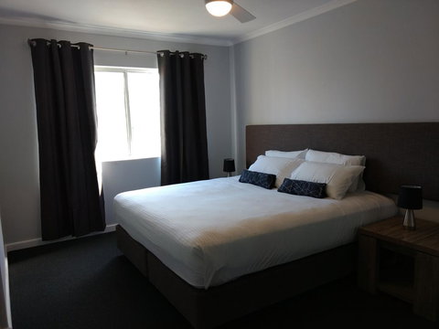 Oasis Private 2 Bed Apartment - Stayed 2
