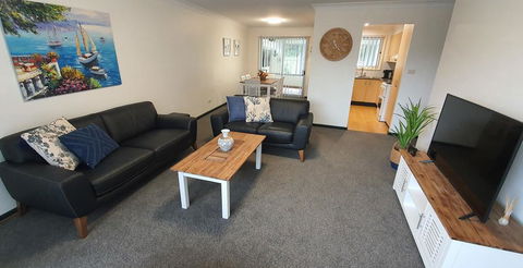 Ocean Pearl Villa - Stays Accommodation 3