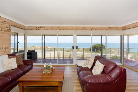 Ocean View Beach House - Stays Accommodation 0