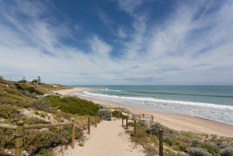 Ocean View Beach House - Stays Accommodation 1