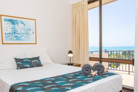 OCEAN VIEWS 10 - Stays Accommodation 0