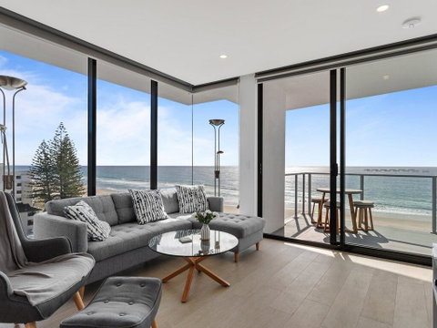 Ocean Views Apartment With Rooftop Pool - Stayed 3