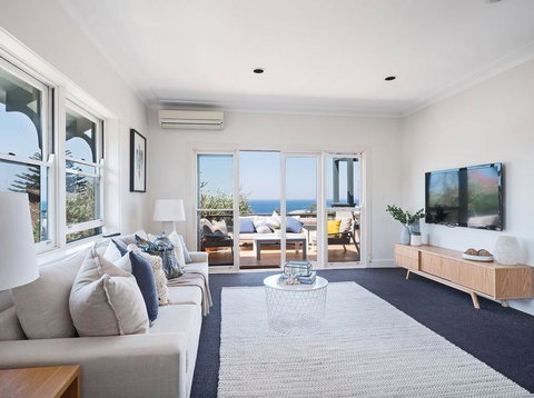 Ocean Views On Coogee Beach - Stayed 3