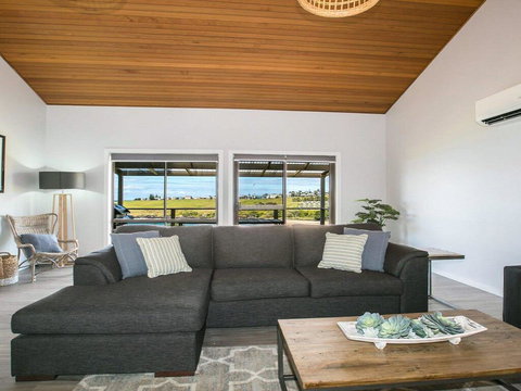 Ohana Oasis - Front Row To Reserve, Beach And Ocean - Stayed 3