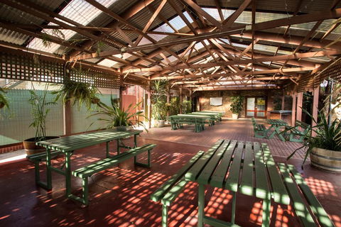 Old Willyama Motor Inn - Stays Accommodation 3