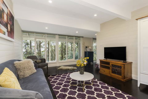 Olinda Forest Retreat With Spa - Stayed 1