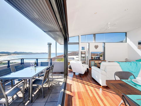 One Mile Cl, Townhouse 22, 26, The Deckhouse - Stayed 0