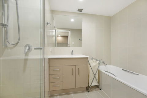 Oogarding, Unit 11 - 46 Warne Terrace - Stayed 3