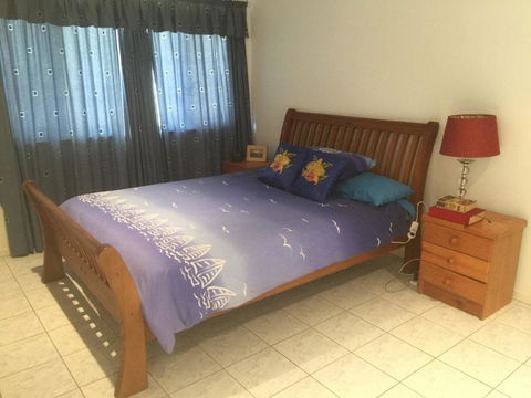 Orana Beach Holiday Home At Boat Habour - Stayed 1