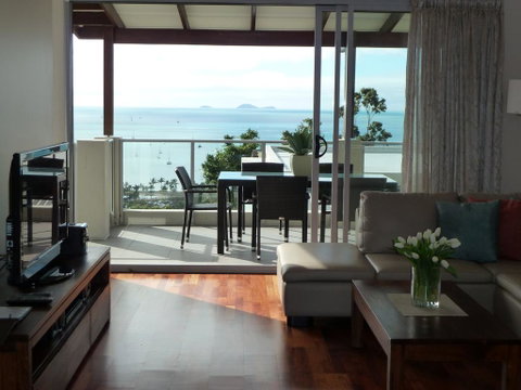 Oscar's View - Airlie Beach - Stays Accommodation 0