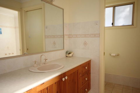 Pacific Breeze - 118 Camden Head Rd Dunbogan - Stays Accommodation 1