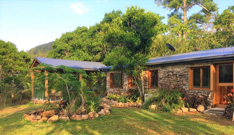 Palm Grove Rainforest Retreat - Stays Accommodation 1