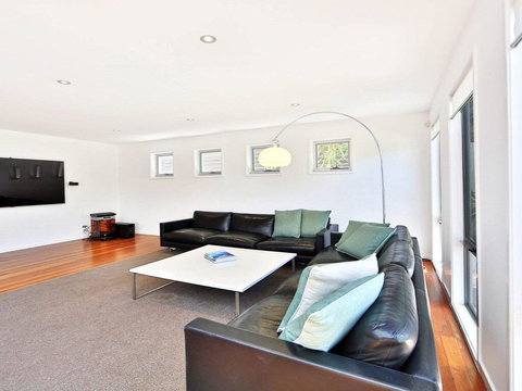 Palm Oasis - Family Friendly Accommodation Just A Short Walk To Werri Beach - Stayed 1