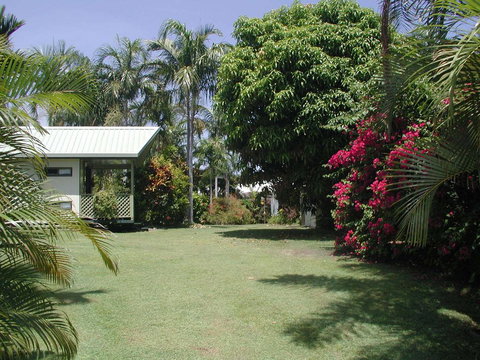 Palm View Holiday Apartments - Stays Accommodation 1