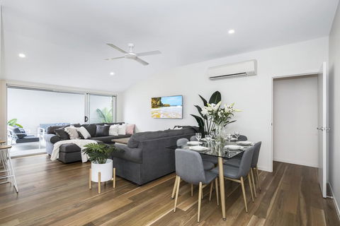 Park Avenue Terrace House Sleeps 9 - Stayed 1