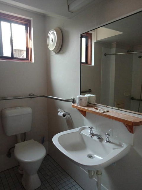 Parkway Motel - Stayed 3